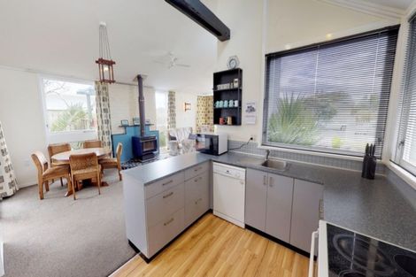 Photo of property in 32 Saint Annes Street, Levin, 5510