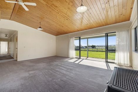 Photo of property in 52 Racecourse Road, Te Aroha, 3393