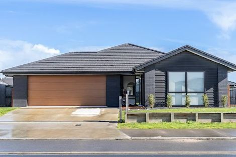 Photo of property in 19 Kimbrae Drive, Rototuna North, Hamilton, 3210