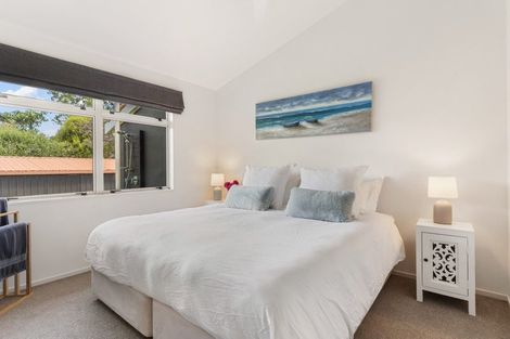 Photo of property in 11 Herbert Drive, Whangamata, 3620