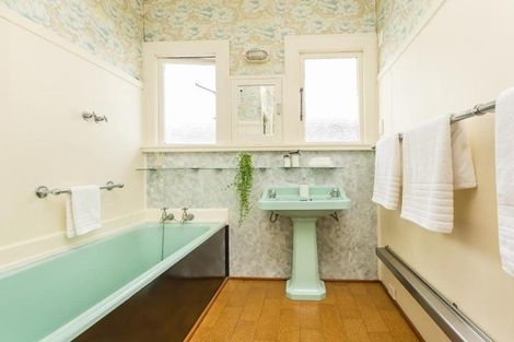 Photo of property in 46 Mcfarlane Street, Mount Victoria, Wellington, 6011