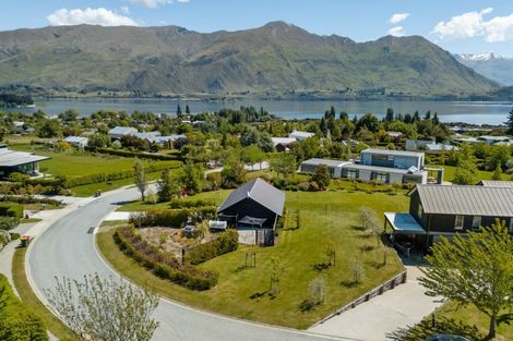 Photo of property in 38 Ridgecrest, Wanaka, 9305