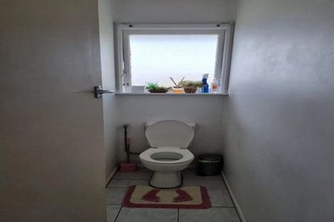 Photo of property in 1/7 Evelyn Place, Hillcrest, Auckland, 0627