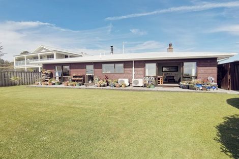 Photo of property in 2 Whitcombe Terrace, Hokitika, 7810