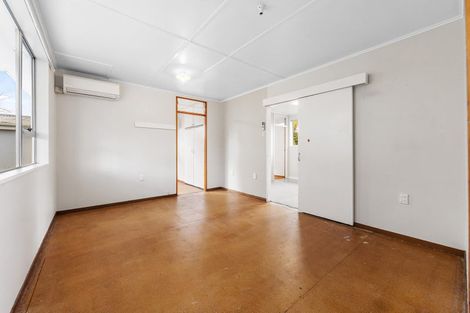 Photo of property in 1/24 Stapletons Road, Richmond, Christchurch, 8013