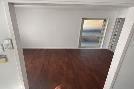 Photo of property in 12 Medina Place, Half Moon Bay, Auckland, 2012