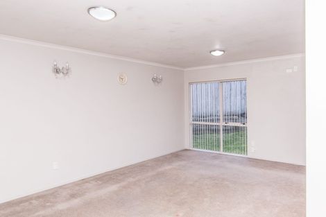 Photo of property in 3 Fitchburg Place, Mangere, Auckland, 2022