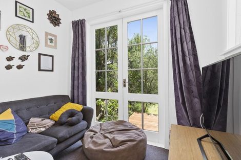Photo of property in 21 Hawker Street, Mount Victoria, Wellington, 6011