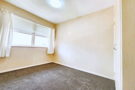 Photo of property in 73 Lynden Avenue, Hillcrest, Auckland, 0627