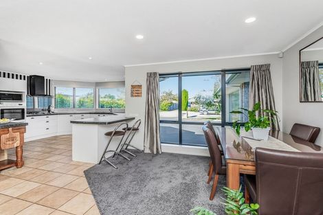 Photo of property in 28 Durrell Way, Rolleston, 7614