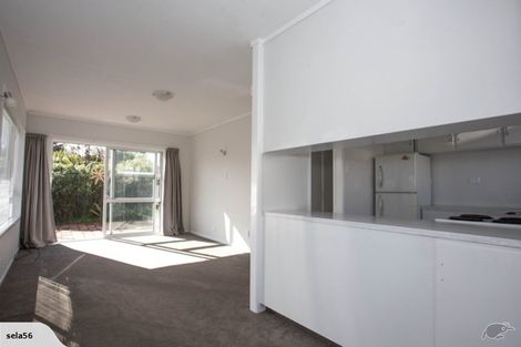 Photo of property in 1661 Great North Road, Avondale, Auckland, 1026