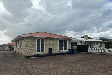 Photo of property in 94 Lincoln Road, Henderson, Auckland, 0610