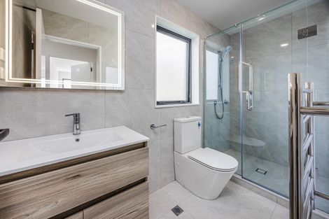 Photo of property in 2/6 Pah Road, Papatoetoe, Auckland, 2025