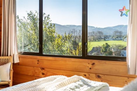 Photo of property in 213a Whites Line East, Waiwhetu, Lower Hutt, 5010