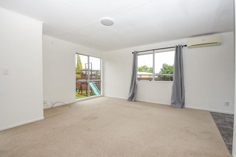 Photo of property in 14 Baillie Crescent, Carterton, 5713