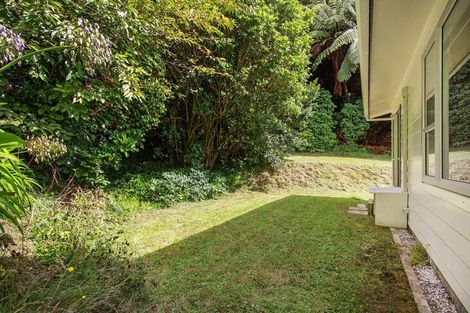 Photo of property in 18 Westhaven Drive, Tawa, Wellington, 5028