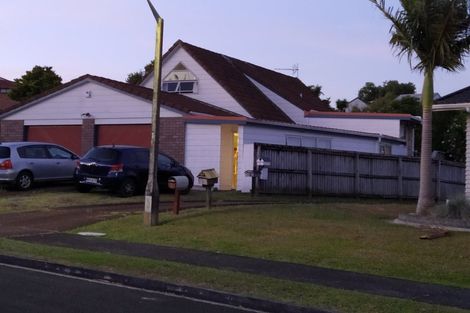 Photo of property in 36 Sturm Avenue, Massey, Auckland, 0614