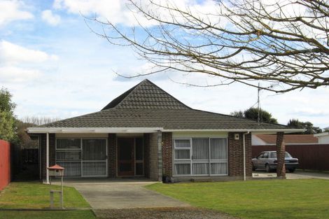 Photo of property in 58 Stout Street, Shannon, 4821