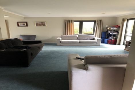 Photo of property in 2/26a Dallinghoe Crescent, Milford, Auckland, 0620