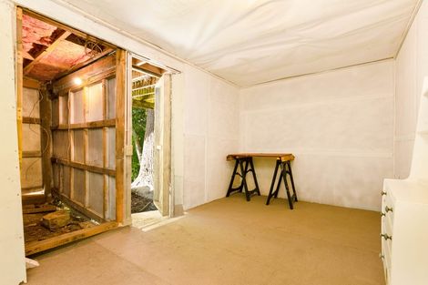 Photo of property in 1/43 Sabulite Road, Kelston, Auckland, 0602