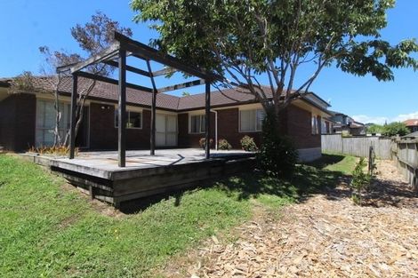 Photo of property in 129 Stancombe Road, Flat Bush, Auckland, 2016