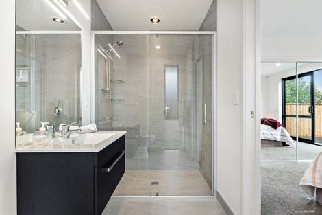 Photo of property in 2 Manaakitia Road, Karaka, 2124