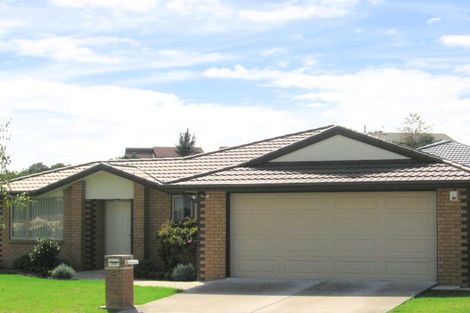 Photo of property in 83 Nimstedt Avenue, Oteha, Auckland, 0632