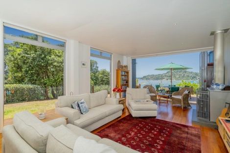 Photo of property in 18 Pine Grove, Tairua, 3508