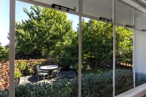 Photo of property in 6 Woodstock Road, Fairfield, Hamilton, 3214