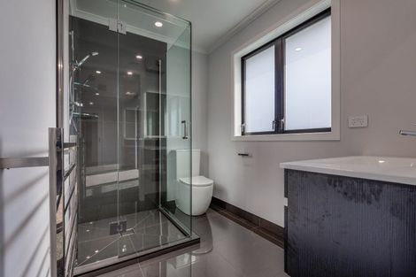 Photo of property in 19 Corsica Court, Fitzherbert, Palmerston North, 4410