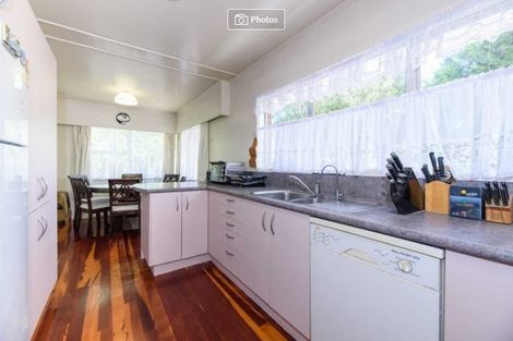 Photo of property in 27 Crompton Road, Massey, Auckland, 0614