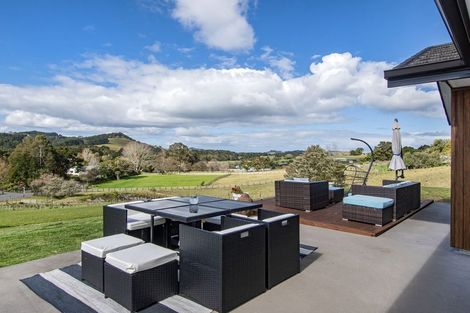 Photo of property in 14 Mangakino Lane, Kauri, Kamo, 0185