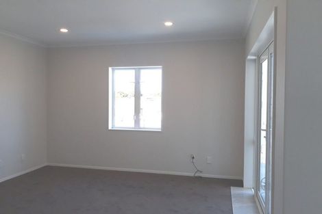 Photo of property in 30 Saddleback Crescent, Papakura, 2110