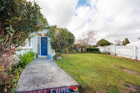 Photo of property in 17 Manson Street, Terrace End, Palmerston North, 4410