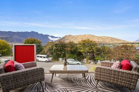 Photo of property in 5 Marina Drive, Frankton, Queenstown, 9300