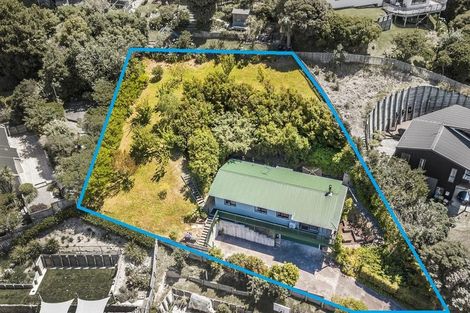 Photo of property in 22 Shackle Lane, Whitby, Porirua, 5024
