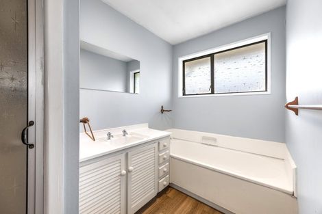 Photo of property in 1/12 Camrose Place, Ilam, Christchurch, 8041
