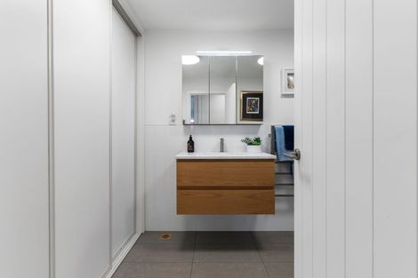 Photo of property in 77 Parkside Drive, Orewa, 0931