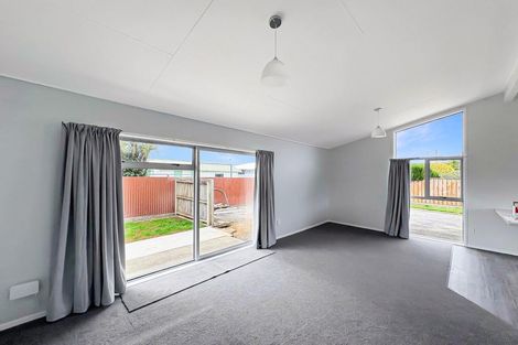 Photo of property in 65a Winchester Street, Levin, 5510