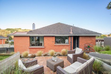 Photo of property in 17 Waldron Crescent, Green Island, Dunedin, 9018