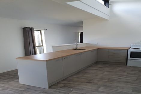 Photo of property in 5 Iris Place, Clendon Park, Auckland, 2103