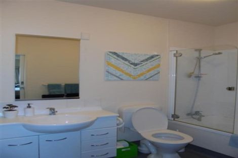 Photo of property in Luxford Villas, 302/72 Herald Street, Berhampore, Wellington, 6023