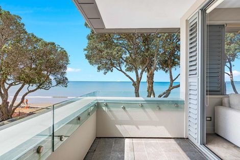 Photo of property in 359 Hibiscus Coast Highway, Orewa, 0931