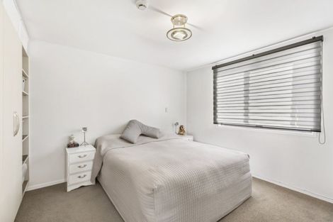 Photo of property in 62/68 Mountain Road, Mount Wellington, Auckland, 1072