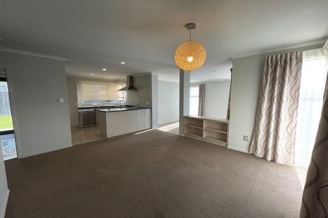 Photo of property in 20 Hirimate Place, Flat Bush, Auckland, 2019