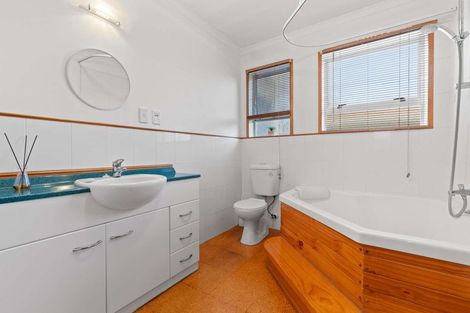 Photo of property in 10 Marguerita Street, Fenton Park, Rotorua, 3010