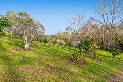 Photo of property in 11 Pineview Lane, Helensville, 0875