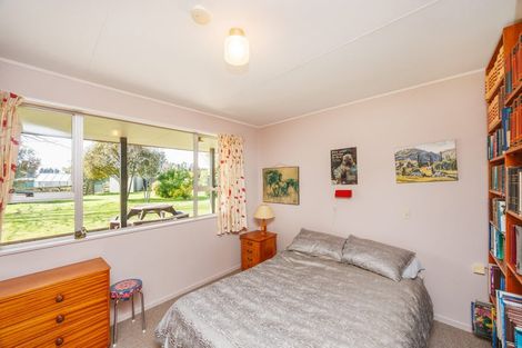 Photo of property in 879 Reid Line East, Bunnythorpe, Palmerston North, 4481