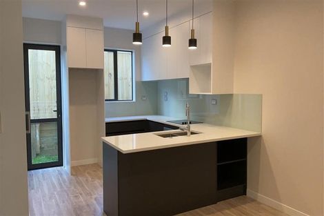 Photo of property in 5/21 Humphrey Kemp Avenue, Henderson, Auckland, 0612