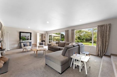 Photo of property in 35 Cloverfields Drive, Waimauku, 0812